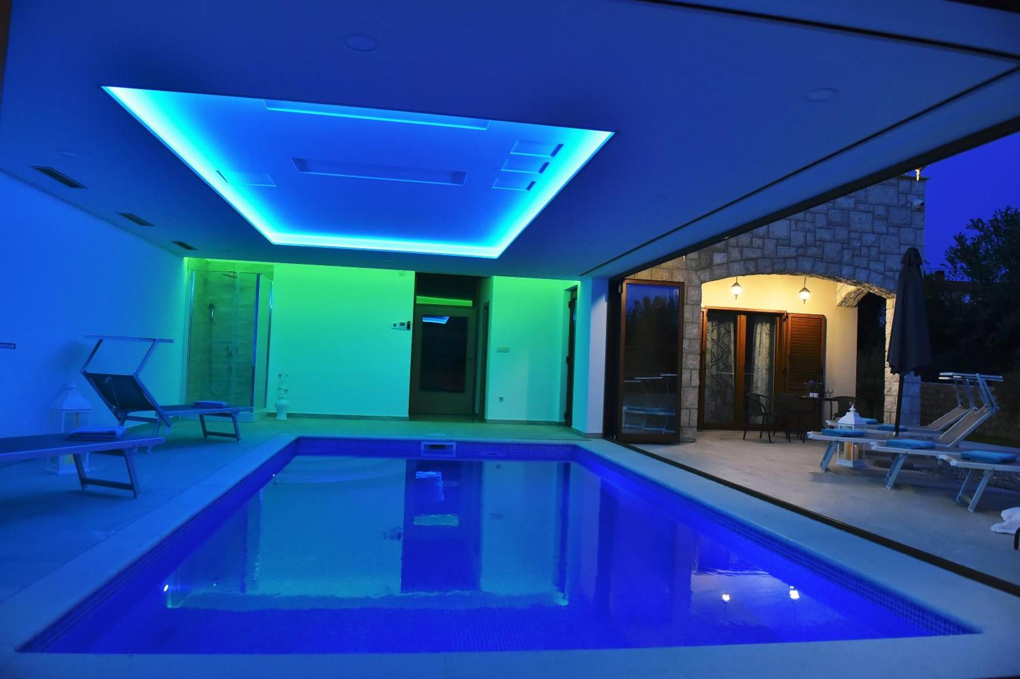 Villa Muskatel -With Heated Pool Brzac エクステリア 写真